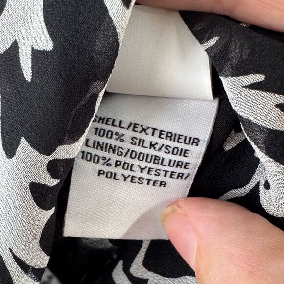 Diane Von Furstenberg Floral Relaxed Silk Top - Picture 7 of 7